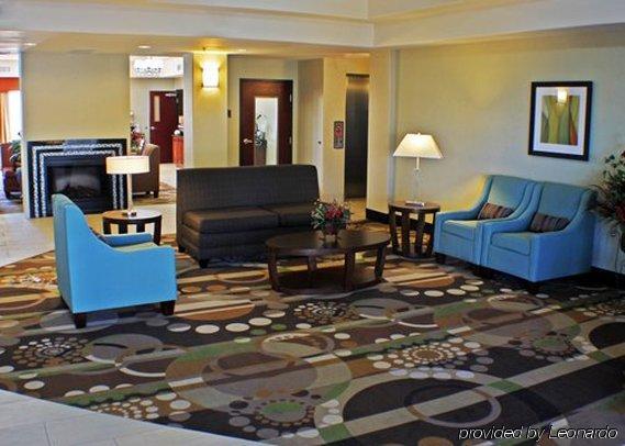 Comfort Inn & Suites Perry I-35 Interior photo